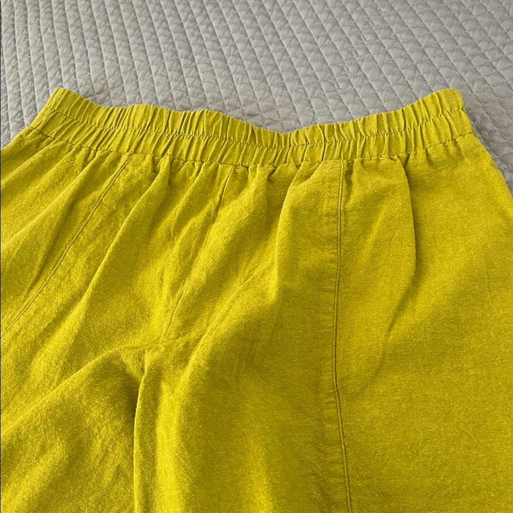Chartreuse Wide-Leg cropped Pants - Picture 4 of 4